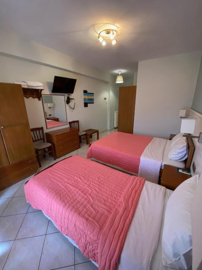 Paradosi Rooms Igoumenitsa Exterior foto